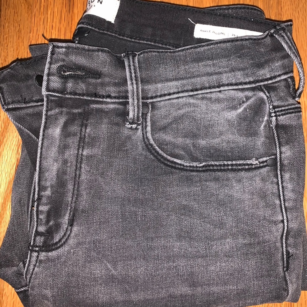 gray pacsun jeans